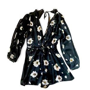 Urban Outfitters Floral Romper S